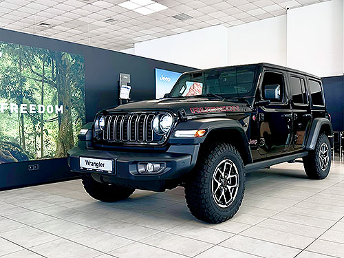   䳺     Jeep Wrangler Rubicon Unlimited BLACK