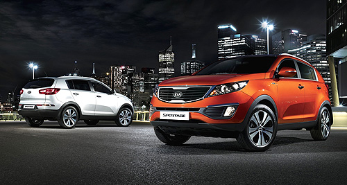 KIA Sportage         - KIA