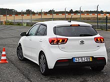  KIA Rio  .  