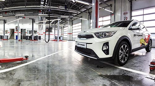 Новый кроссовер Kia Stonic представили в Одессе в обновленном 3S-центре - KIA