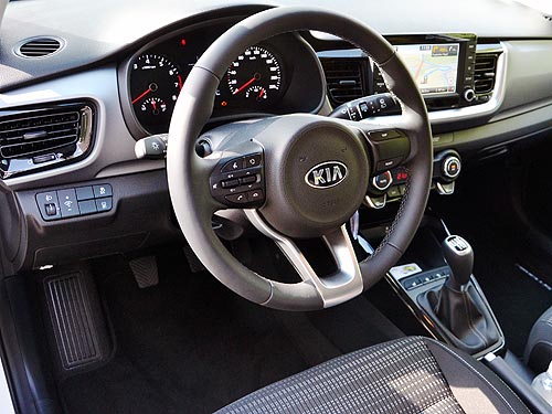   Kia Stonic       - Kia