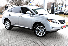    Lexus     -