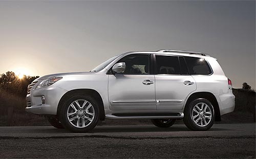 [Зображення: Lexus_LX_04.jpg]