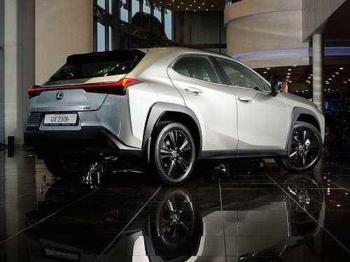        Lexus UX250h    Ninja - Lexus