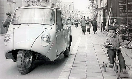  Mazda      - Mazda