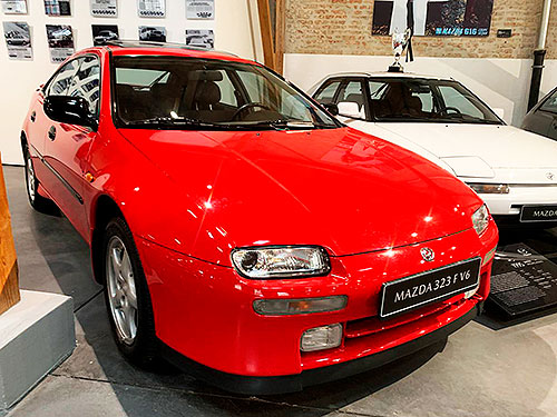  Mazda      - Mazda