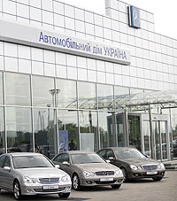   Mercedes-Benz  -    