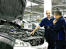 Mercedes-Benz    -