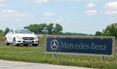 Mercedes-Benz  ...    - Mercedes-Benz