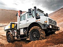 Mercedes-Benz Unimog   Off Road- 2012