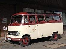  Mercedes-Benz ,        - Mercedes-Benz