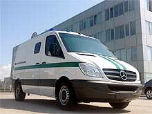      Mercedes-Benz Sprinter    - Mercedes-Benz