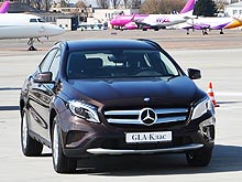   Mercedes-Benz GLA  -