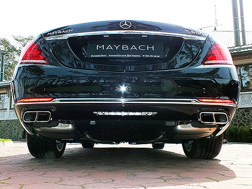     Mercedes-Maybach S-