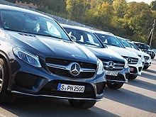    Mercedes-Benz Roadshow Star Experience.     Mercedes-Benz? - Mercedes-Benz