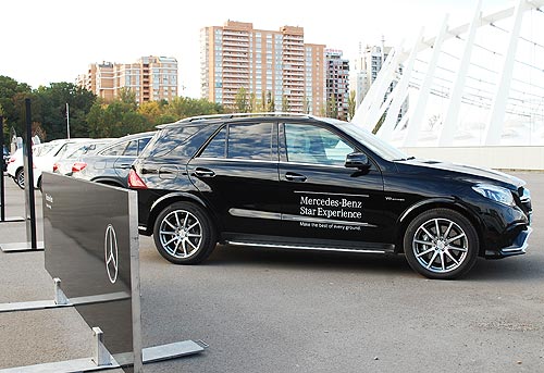    Mercedes-Benz Roadshow Star Experience