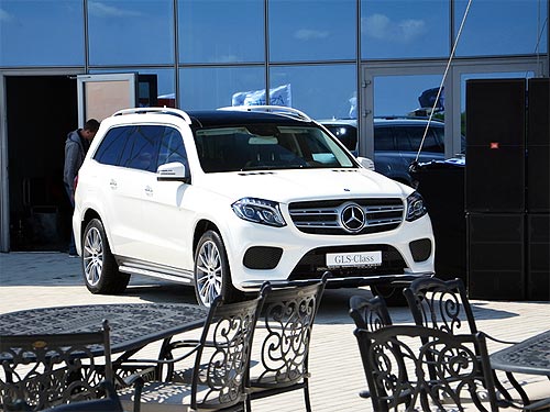  - Mercedes-Benz   -  GLS- - Mercedes-Benz