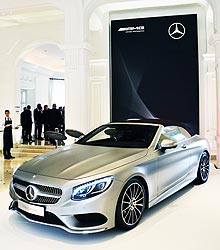 Mercedes-Benz        . 