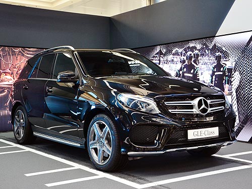     Mercedes-Benz   