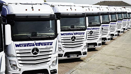       60  Mercedes-Benz Actros - Mercedes-Benz