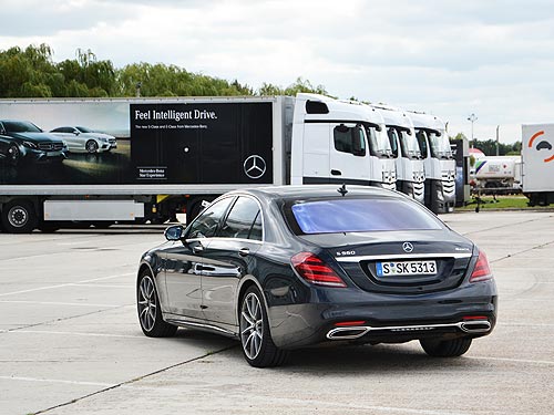   .     Mercedes-Benz - Mercedes-Benz