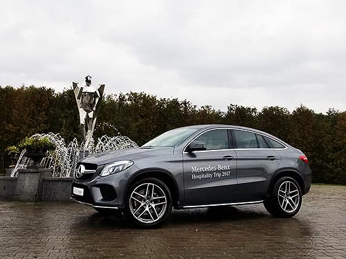 Mercedes-Benz         SUV - Mercedes-Benz