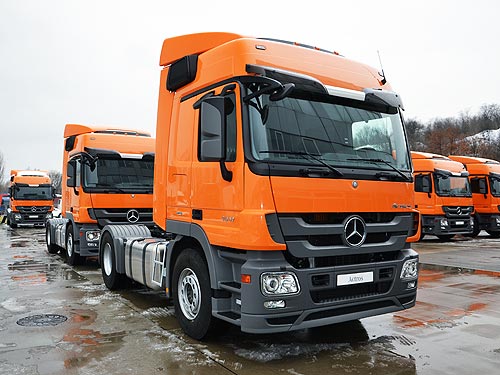 Fozzy Group     Mercedes-Benz Actros - Mercedes-Benz