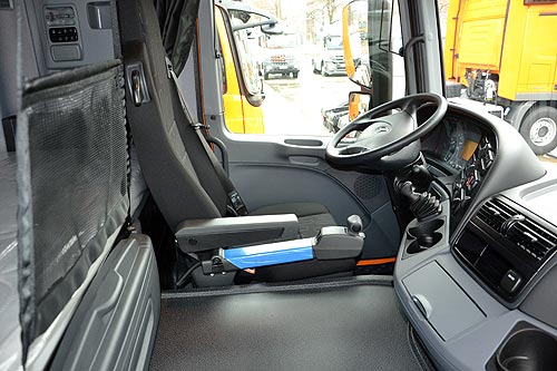 Fozzy Group �������� ������� ������ ���������� Mercedes-Benz Actros - Mercedes-Benz