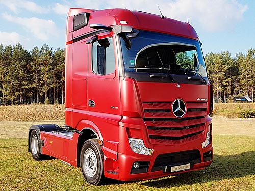 Почему новый Mercedes-Benz Actros стал самым «продвинутым» грузовиком в мире - Mercedes-Benz