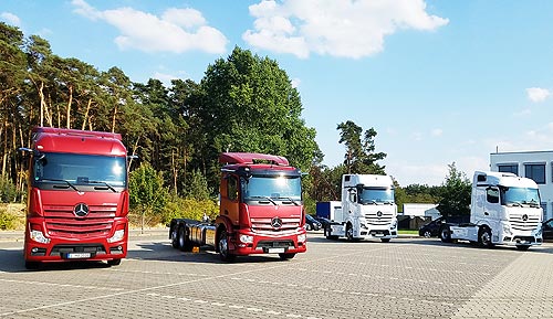   Mercedes-Benz Actros       - Mercedes-Benz