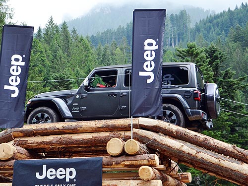   44   .    Camp Jeep 2019 - Jeep