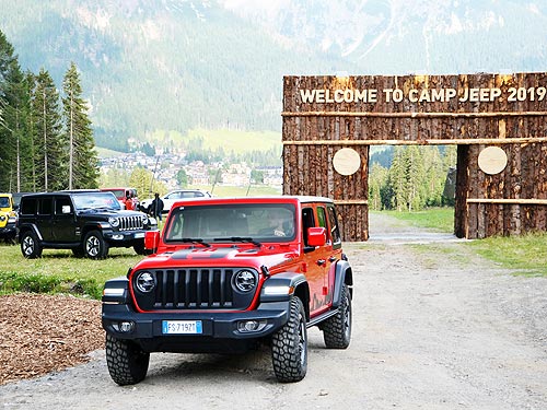   Camp Jeep     Jeep Wrangler - Jeep