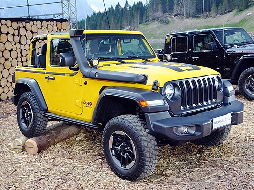   Camp Jeep     Jeep Wrangler - Jeep