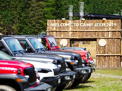   Camp Jeep     Jeep Wrangler - Jeep