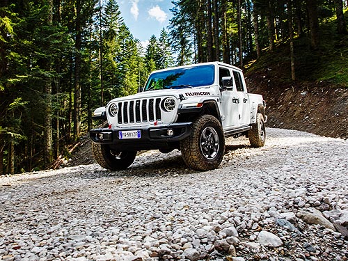 Jeep       Gladiator.   - Jeep