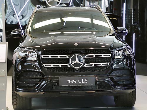 S-Class  SUV.      Mercedes-Benz GLS - Mercedes-Benz