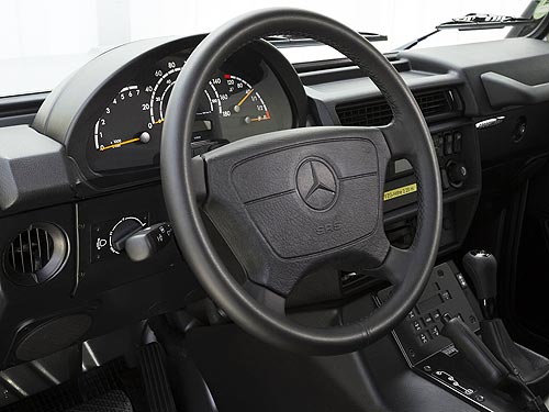 Mercedes-Benz Gelandewagen  40 .    - Mercedes-Benz