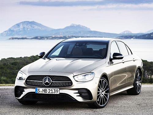    Mercedes-Benz E-Class 19  - 