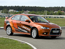 Mitsubishi Lancer X Ralliart        2010