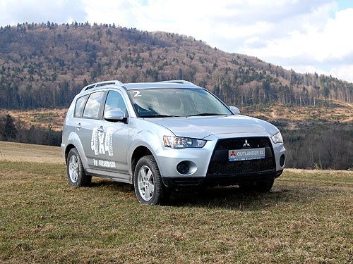 Тест-драйв Mitsubishi 4x4: Внедорожник или кроссовер?