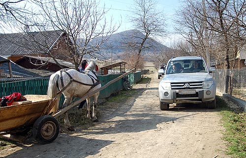 Тест-драйв Mitsubishi 4x4: Внедорожник или кроссовер?