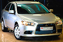  Mitsubishi Lancer    2  - Mitsubishi