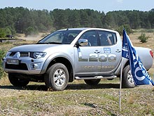   Mitsubishi  -  Offroad Free Fest 2012