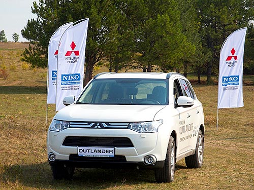 ������ ���������� � ����� Mitsubishi Outlander