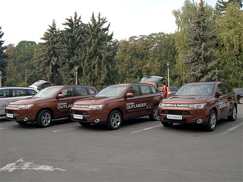 ������ ���������� � ����� Mitsubishi Outlander