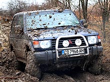   30- Mitsubishi Pajero  -     - Mitsubishi