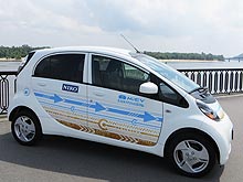  Mitsubishi i-MiEV  