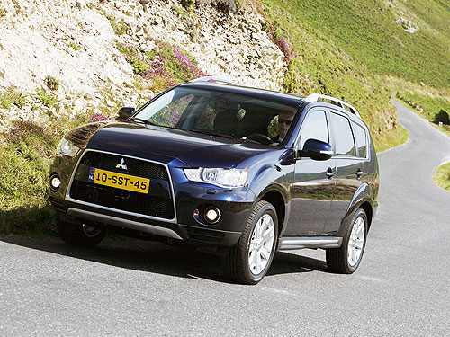 Mitsubishi Outlander ��������� 15-�����