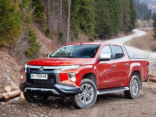         Mitsubishi L200
