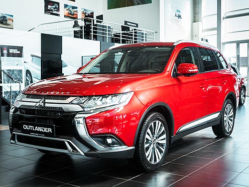   Mitsubishi Outlander  175 000 .